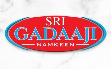 Sri Gadaaji Namkeen logo